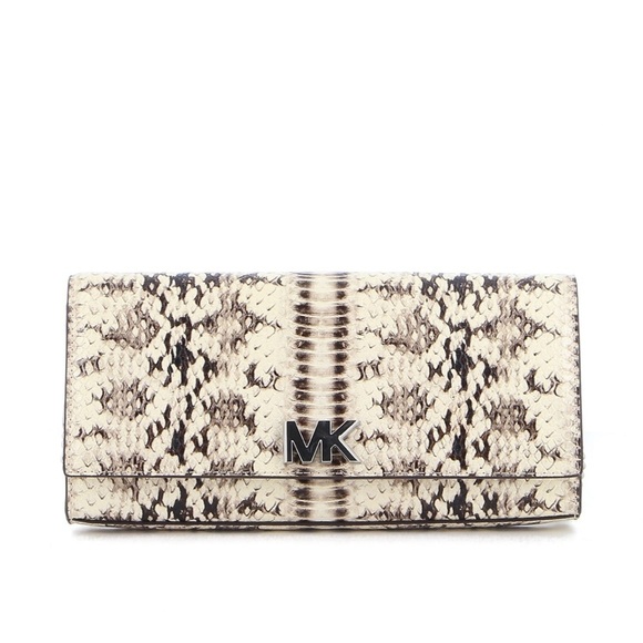 Michael Kors Snakeskin Pattern Crossbody/Clutch Bag—BEAUTIFUL!! New W/O Tags!! - Picture 4 of 16